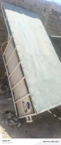 محجر • نضيف • يحتاج غسل تراب