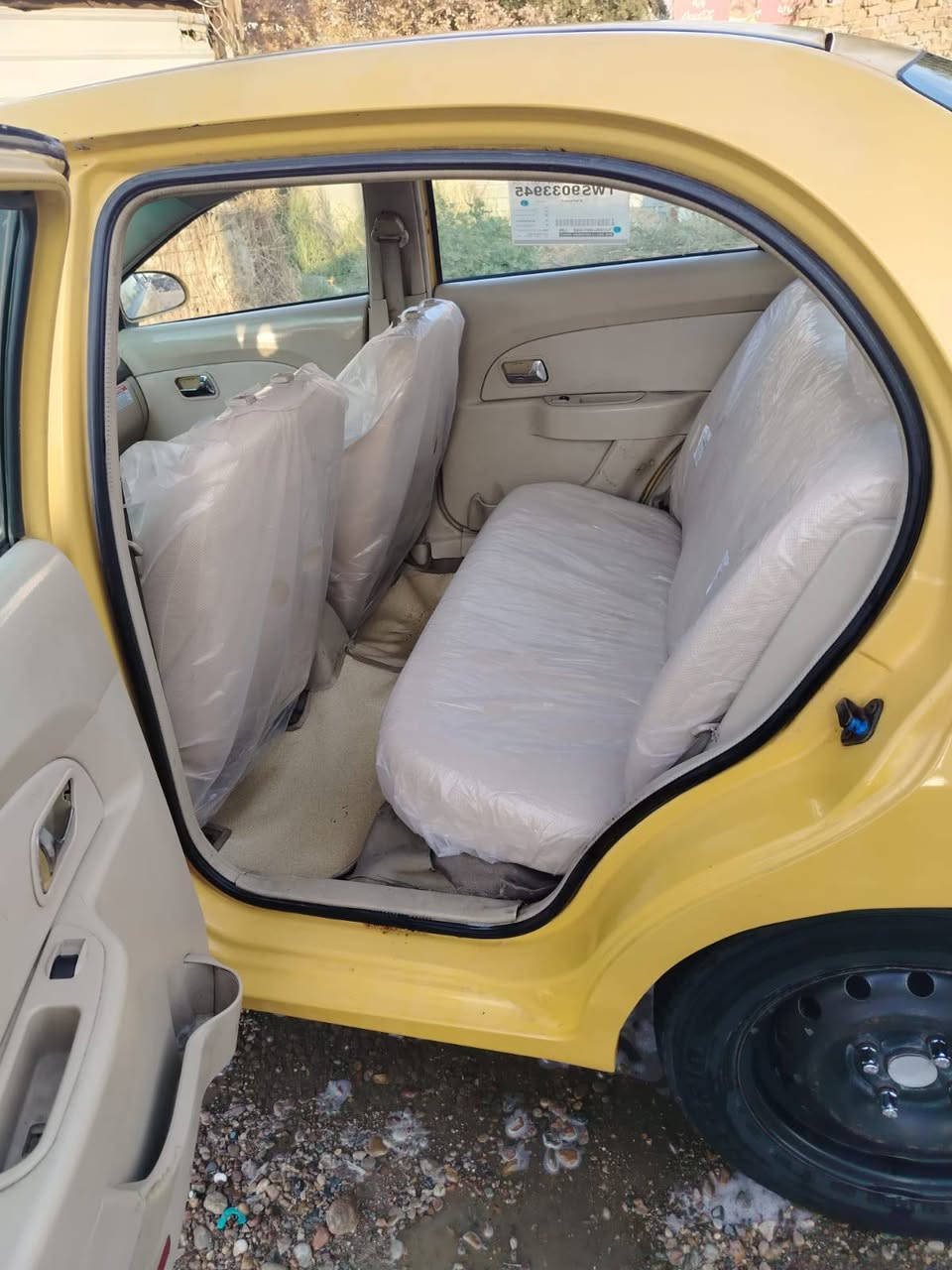 شيري افلاوين  مديل 2013 لبيع سعر 35قفل بدون احراج مكفول من كلشي سياره تحويل ثاني يوم بيه ضربات خفيفه مال طخطخ المكان رقم بغداد اي غرامه ماكو  ***********
