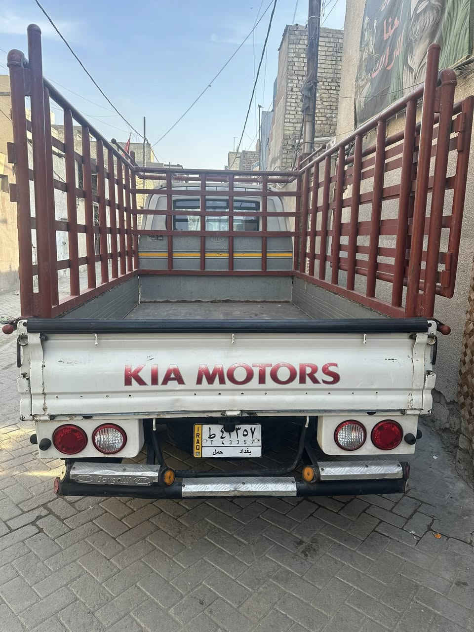 سلام عليكم كيا ٢٧٠٠ موديل ٢٠٢٠ جاهزه من كلشي بسمي بس هاي طخه لي بل بنيد خفيفه مابيها بعد اي نقص رقم ***********معروضه ١٣٢ ورقه  مكان سياره بغداد مدينه الصدر
