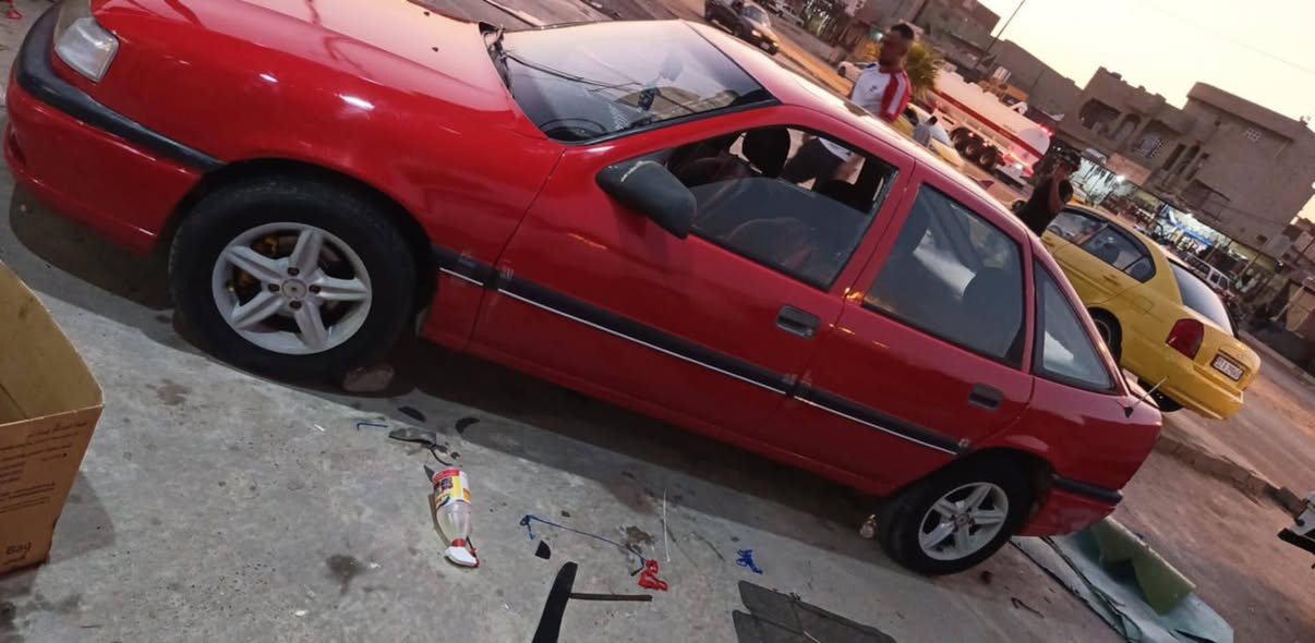 سلام عليكم 
اوبل فكترة للبيع 
حجم 20 
سيارة صبغ جمالية فقط 
لا طخة ولا ضربة 
محرك بداية صرف 
كير شرط 
كهربائية شغالة كامل 
هزة كاملة 
رقم اخضر شرط التحويل 
سيارة حلوه ما تصرف عليها ربع احلى من الصورة 
السعر 30 وبيها مجال للطيبين 
رقم ***********
