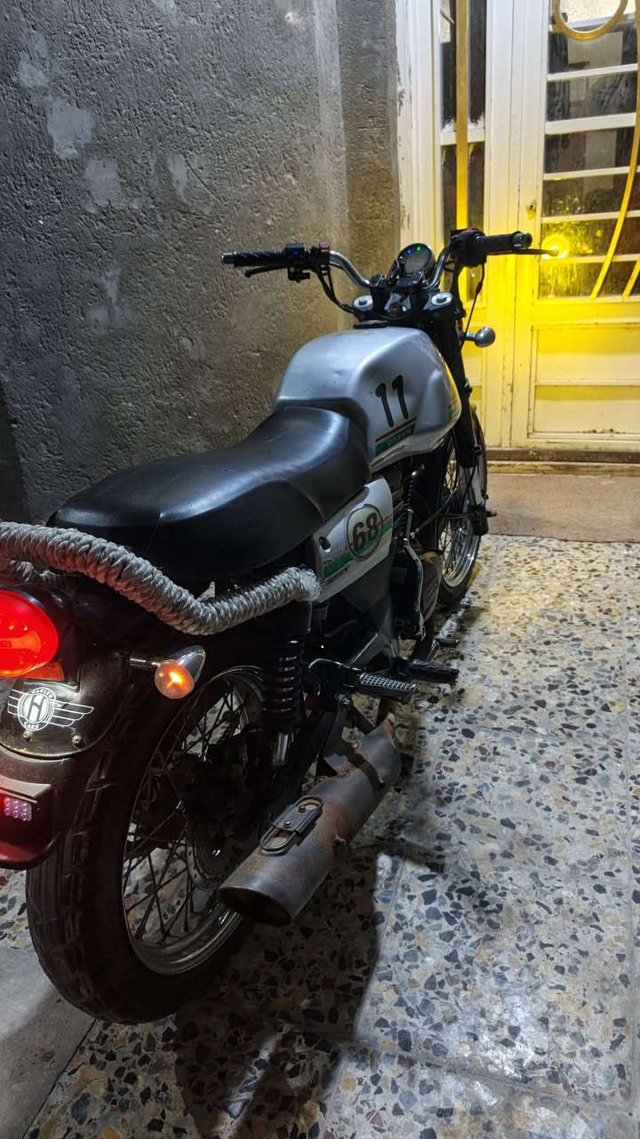 سلام عليكم دراجه دايوان لايتي موديل 20
دراجه خير من الله كامله كهربائيات شلعه تخبل اوراق اصولي اصولي وصل معرض بيها كامله الدراجه لاخر حبه سويج سجينه بصمه تشغيل عن بعد دراجه كامله ونضيفه بيها بس صالنصه محورها مال دايوان نفخ بس هاي بيها الباقي كفاله مكاني كربلاء حي السلام السعر اتصل وبيك خير وتدلل ***********
