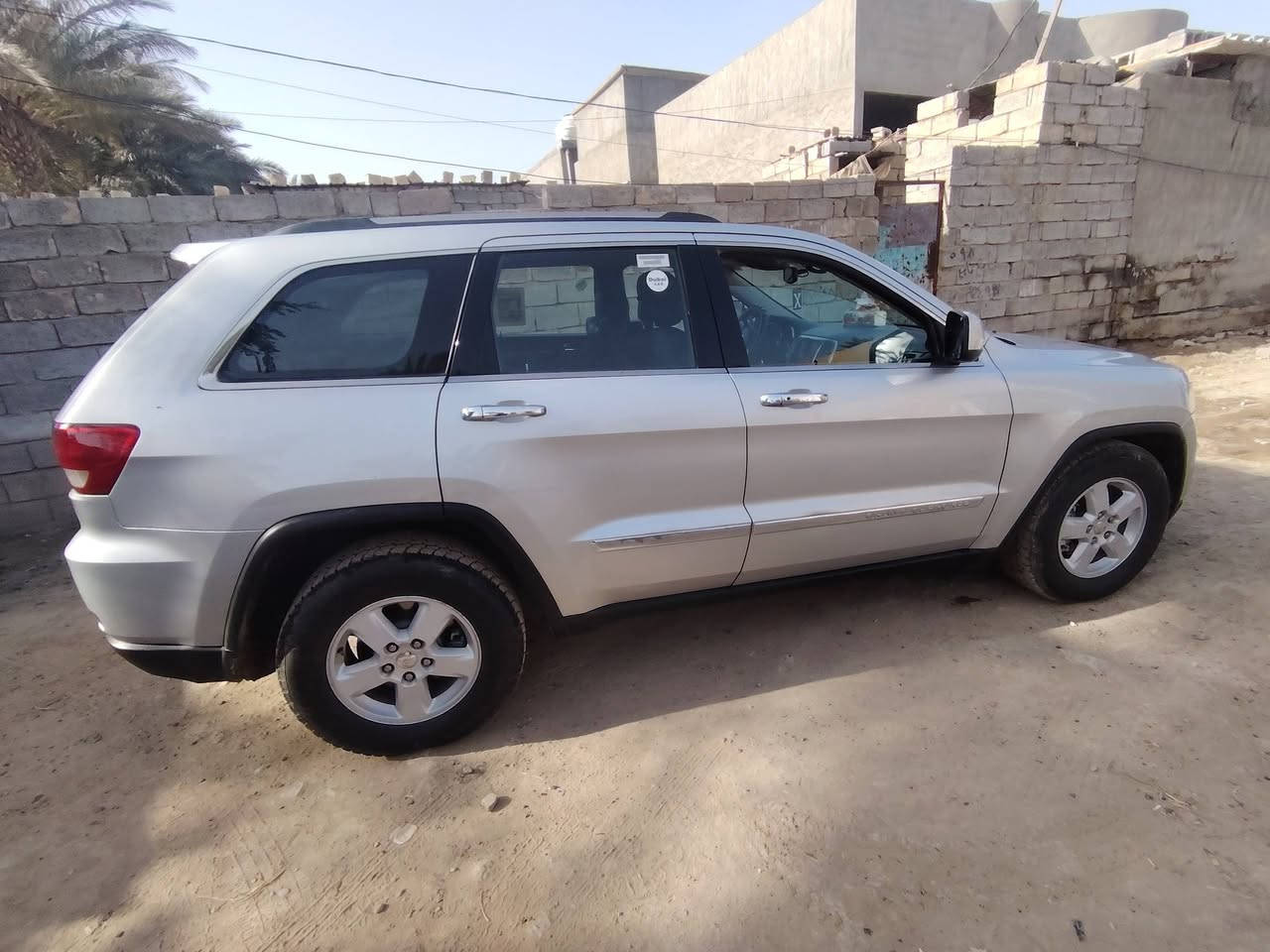 السلام عليكم جيب لاريدو موديل ١١ رقم بغداد هزه جزيده سياره مكفوله عام عدا الدعاميه الأمامي صبق محرك ٣٦٠٠ وارد أمريكي للتواصل *********** و *********** واتساب اتصل ودلل
