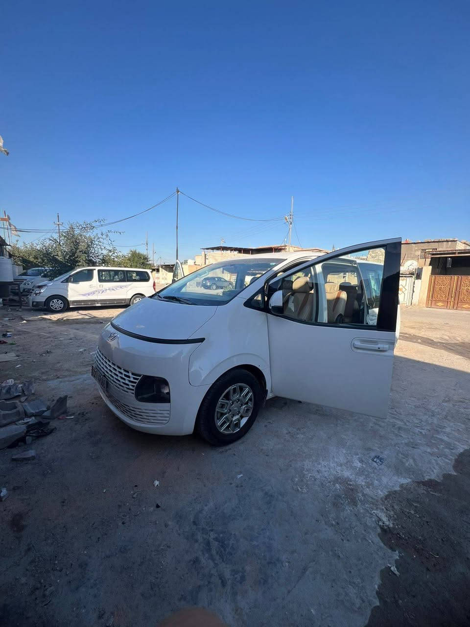 سلام عليكم سياره ستاريه للبيع مديل 2023 سياره بيه بارد شوي بل جاملغ سياره كير عادي الاستفار *********** لاا يوجد على الرصيد متواجد في الوتساب
