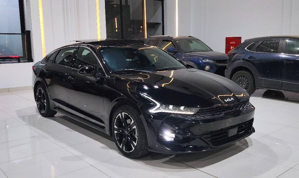 كيـا K5
موديل 2024
مواصافت GT-Line
جاملخ واحد وحافة البنيت صبغ
حادث كلش خفيف
ايرباكات سليم 100/100
بدون دواخل 100/100
ماشي 33 الف ميل 
سعر كلش مناسب
0750 462 81 91
واتساب، فايبر موجود أربيل, العراق
