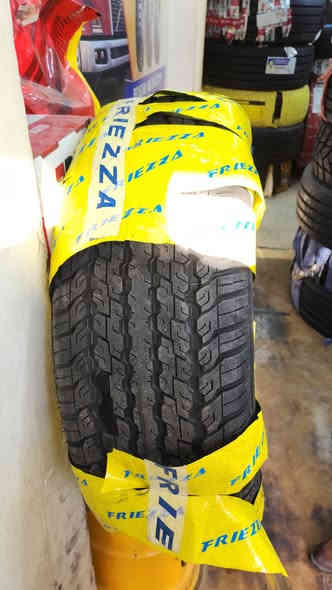 السلام عليكم
متوفر إطار بلاك ارو 
المنشأ الصين 
القياس ٢٦٥/٦٥/١٧ 
نقشة أصلية 
انتاج ٢٠٢٥ 
السعر الزوج ١٣٨ الف دينار عراقي 
متوفر توصيل لكل محافظات 
الموقع بغداد الكرادة مجمع مشن طريق معسكر رشيد 
للتواصل معنا على الرقم متوفر واتساب 
***********
