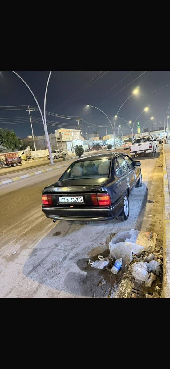أوبل فكترا
موديل ١٩٩٣ وارد يابان
السيارة جاهزة من كل شيء 
صدرها جديد تخم تاير مكينه وگير مقفولة
السيارة جديد وجاهزة 
السعر  اتصل ع الرقم وبيك خير وتدلل
***********
