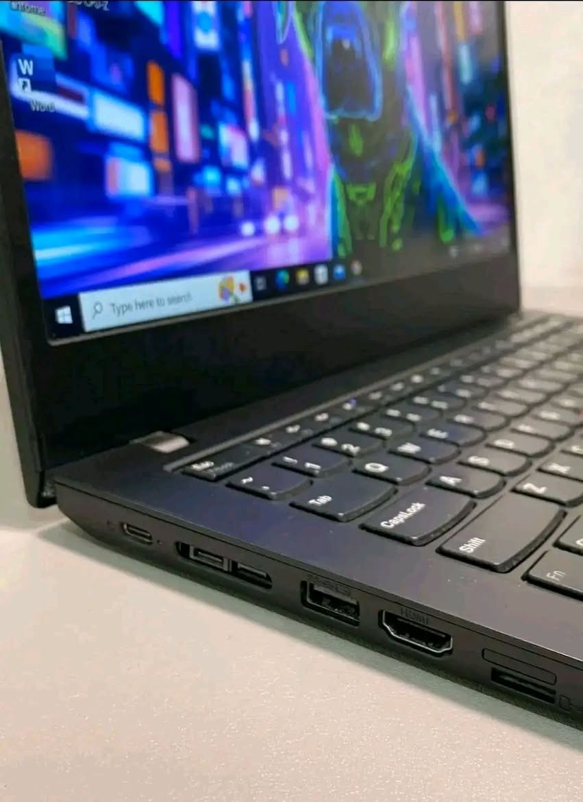 لابتوب Lenovo   الجيل العاشر سوبر سلم  للبيع
المعالج core i5 الجيل العاشر
رام 8 كيكا DDR4
هارد 256 كيكا SSD
كرت الشاشه Intel Uhd 630 حجم 5 كيكا
الشاشه حجم 14 انج ضد التوهج دقة fhd 1920x1080 
باتري ليثيوم 6 خلايا  شحن سريع 65 واط والباطرية ممتازة 
كامره دقة hd تحتوي قفل فتح وغلق الكامرة  
 منفذ  رام  وhdmi وباقي المنافذ   الحاسبه كلش نضيفه وحلوه
السعر 375 الف النجف, العراق


**إذا كنت صاحب هذا الإعلان وتريد حذفه لأي سبب، رجاءا أرسل رسالة إلى الدعم الفني**