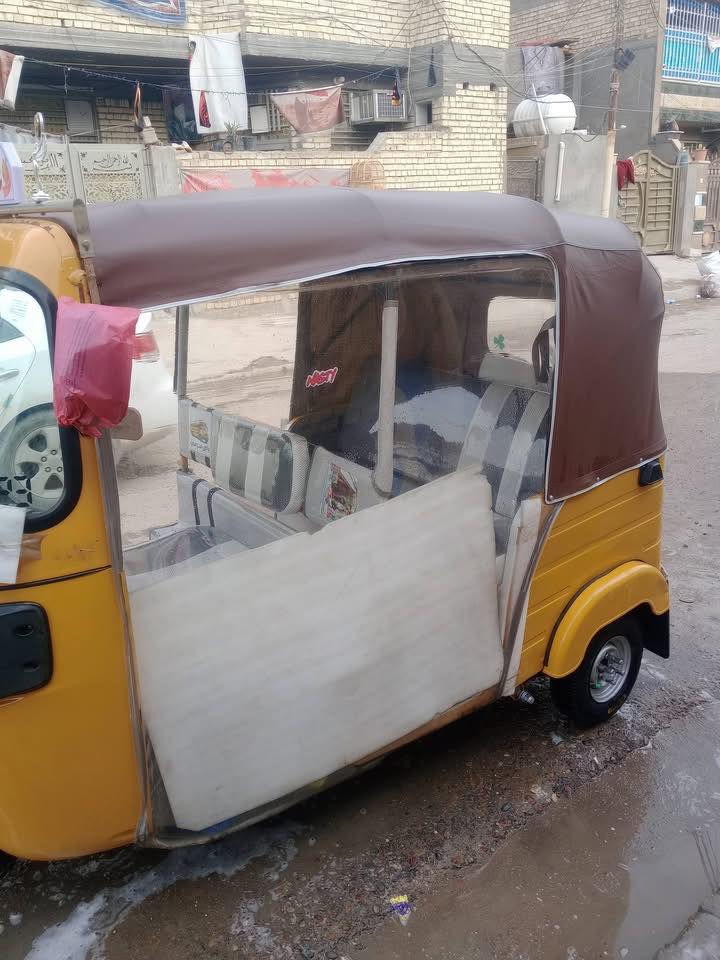 بسبب الوعود الكاذبه اعيد النشر تكتك للبيع ٢٠١٩ تكتك حلوه مرتبه مابيه نقص بيه معجون قليل معمره مصبوغه عام جماليه مرقمه السعر 4600وبيه مجال بسيط اتصل ***********
