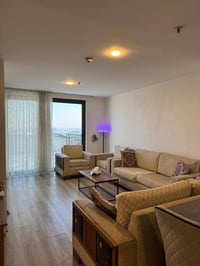 🏙️ شقة مفروشة 1+2 للإيجار – الطابق 22 – Life Tower 📏 المساحة: 173 م²  ...