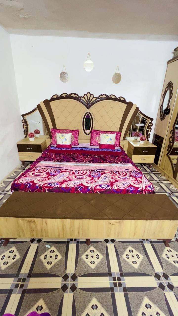 غرفة نوم تركي 9 قطع مع الدوشگ السعر 600 وبيها مجال
كركوك قادسية ثانية 
الشراي يتصل ***********
مكلف بالنشر
