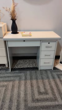 غراض للبيع منصور ٠٧٧١٠٦٦١٢٢٦