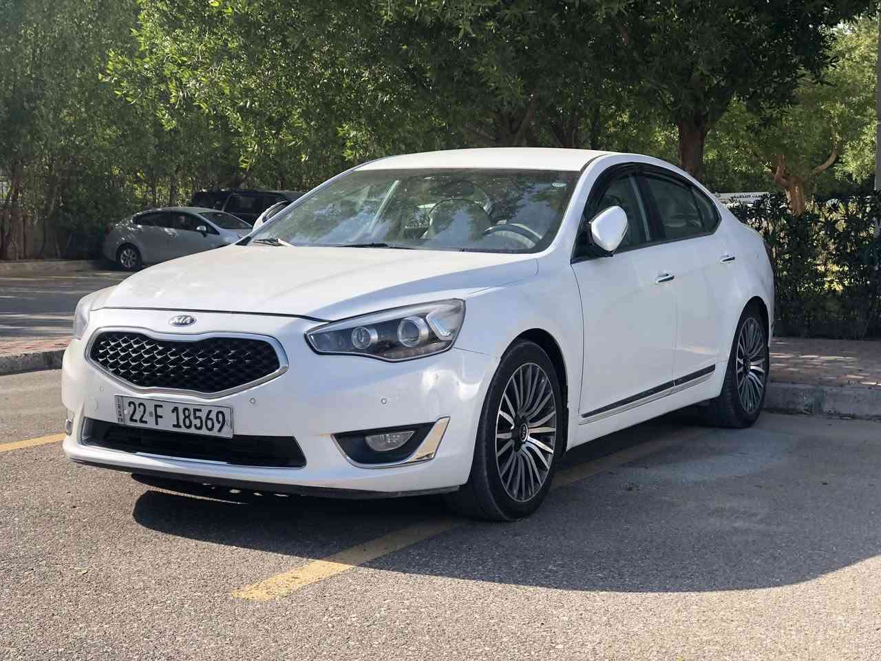 السلام عليكم
للبيع... او مراوس 
كيا كادينزا خليجي  
الموديل: 2016 رقم اربيل الدولي الجديد بسمي تحويل اي يوم يعجبك  تحول مكينه كير مكفولات مكينه السياره مكفوله على البلاد 
ماشيه 146 km حقيقي دك جرس120 
السيارة فول عدى البانوراما  داخل بيجي 
المواصفات✅ اوتو هولد 
✅سايد بريك بصمه ✅
-تشغيل بصمة مع بصمة الابواب الامامية
-نظام ترحيب
-انارة بالمرايات والابواب الامامية
-كاميرا وحساسات خلفية
-حساس ماسحات
-بردة خلفية متحركة
-كشنات كهربائية جلد تدفئة وتبريد
-كشنات خزن ميموري 
-لوحة تحكم بالكشن الخلفي
-لد امامي وخلفي
-تحكم كامل بالستيرن كهربائي
-شفتات ستيرن رياضي بلادي
-نظام ترحيب 
-نظام صوتي infinty 12 سماعه
-مري شفط مع الاشاير
-ويل حجم ١٩
-مرايات قلاب ويه R
وباقي مواصفات الكادينزا معروفه  
كير محرك مكفولات ع وضع الشركة 
السياره بيها بداية البنيد صبغ اثر دحجه موضربه وحافة الجاملغ بدون تبديل بدون دواخل شرط الفحص 
السعر 126💰 وبيها مجال للجاد بالشراء اتصل ☎️للاتصال ***********
مكان السيارة بغداد حي العدل
