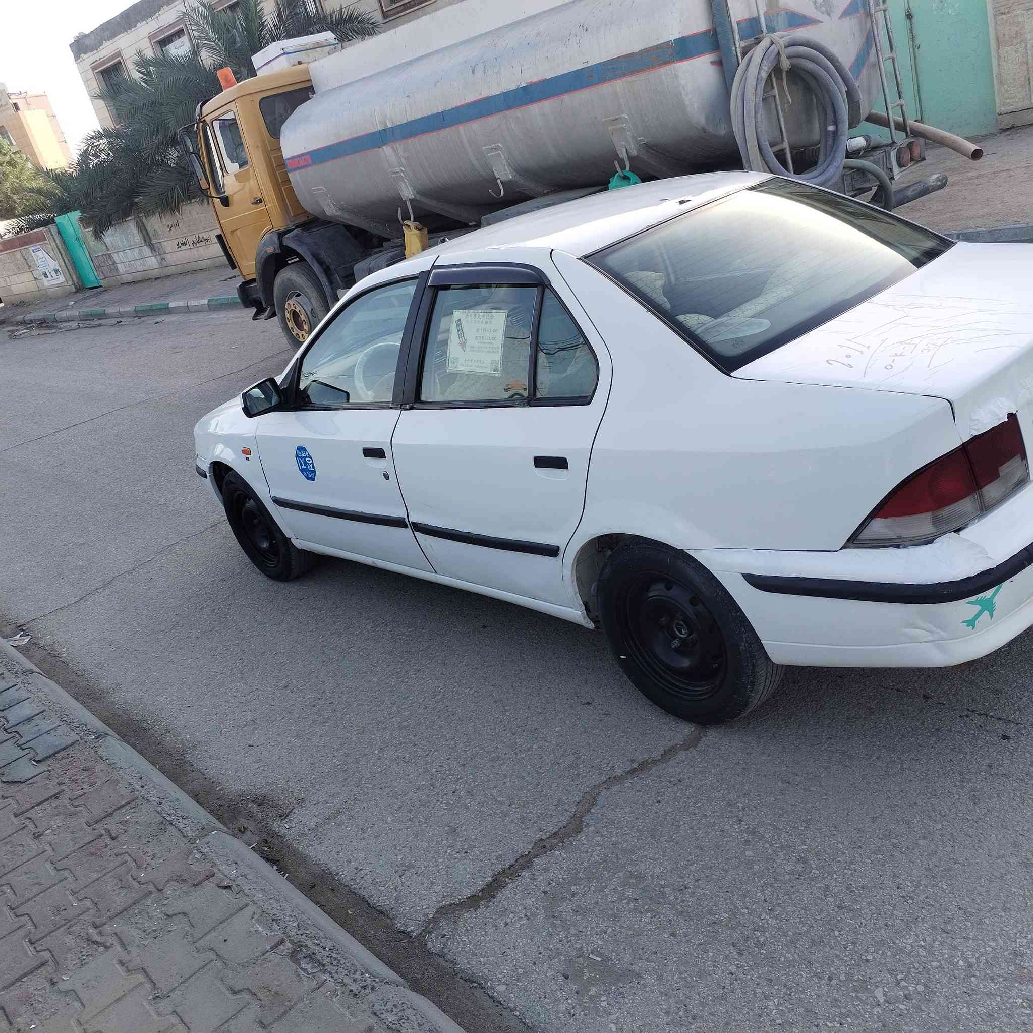 للبيع سمند موديل ٢٠١١ مكفوله ماعدا البنيد مبدل السياره جاهزه مكينه كير حداديه تخم تاير  رقم ذي قار بسمي سنويه جديده السعر ٣٥ وبيه مجال بسيط مكاني السماوه المركز للاستفسار ***********
