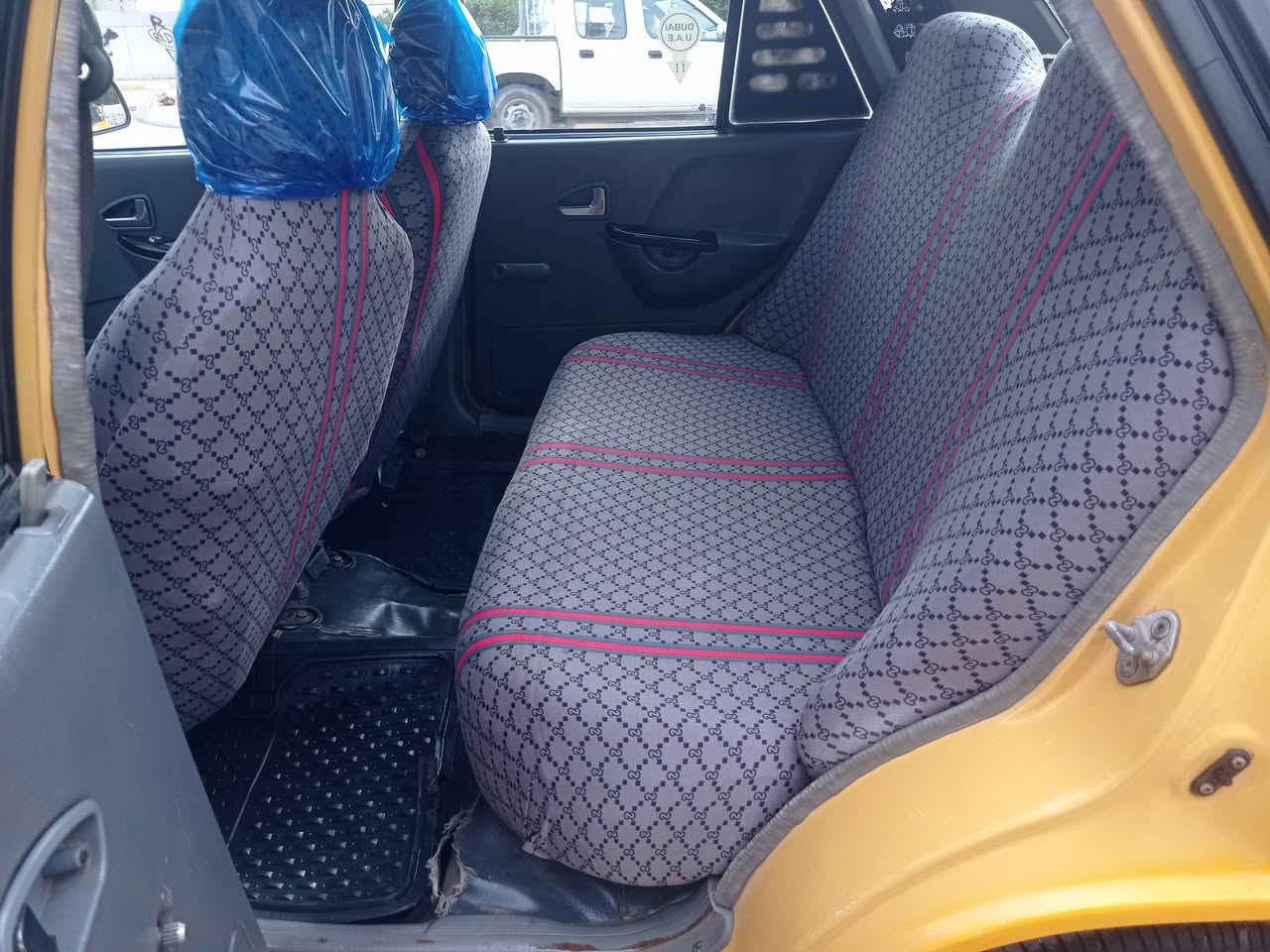 سايبا للبيع موديل 2012 كلش جديد رقم كركوك
مشروع وطني سنويه جديد شرط تحويل وكاله 
بطاقه بانزين بيها حيل نضيف سياره مال رزق 
بدون نواقص صاحب سنويه بل كركوك كير محرك 
بشرط سعر 27 مجال *********** عنوان كركوك شرايي خابر تحياتي للجميع
