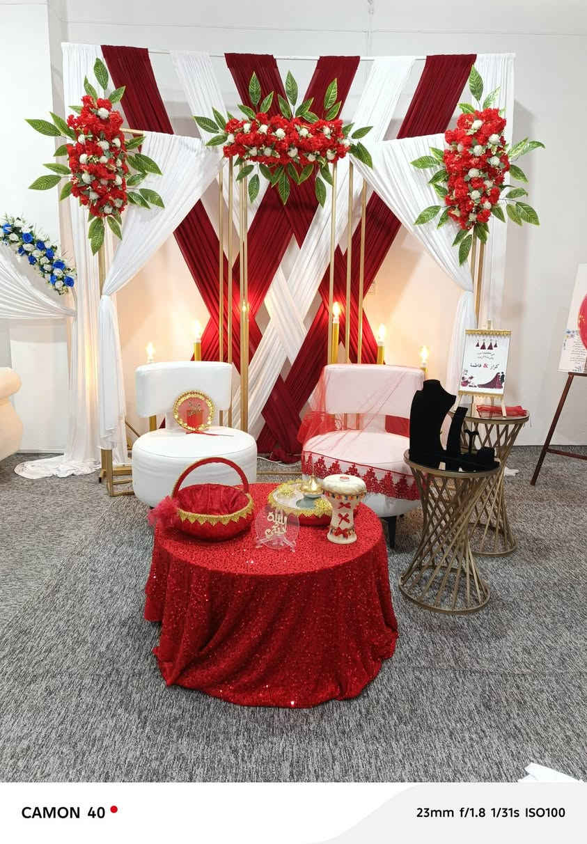 رجعنا نستقبل الحجوزات على الكوشات من جديد 
بمناسبة عيد الفطر المبارك
اجمل الديكورات الحديثه وانسب الاسعار 
تفاصيل تشمل الكشن والطبلات ستاند كيك غلاف قران شمع دان ثلاثي 
ستاند بصمات طباعه حسب الطلب
بوكس مهر تزين وطباعه حسب الطلب
متوفر جميع توزيعات الخطوبه والحنه 
تأجير دي جي 
جنط 
باقات ورد حسب الطلب 
كادر مختص للتصوير (رجالي_نسائي) 
للحجز والاستفسار اتصال او واتساب 
***********
***********
