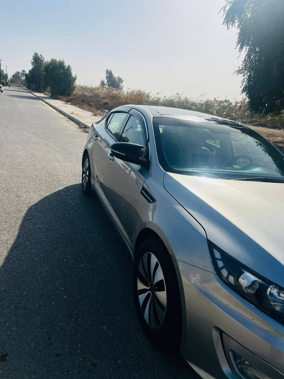 سلام عليكم للبيع اوبتما اعلى فئه ٢٠١٢ فول موصفات الاخير رقم بغداد هزه وسنويه جدد
وارد امريكي محرك ٢٤٠٠ وكير جدد بيه صبغ جامغ وبنيد بدون داخل تبريد ثلج بسمنه بنورامه  بصمه  تشغيل +ابواب كشنات كهرباء خزن ميموري  جلد داخل لونين بيجي صاج تحكمات حساس 
كامره مسجل دمام خلفي امامي 
عنوان بغداد الاتصال *********** بغداد, العراق
