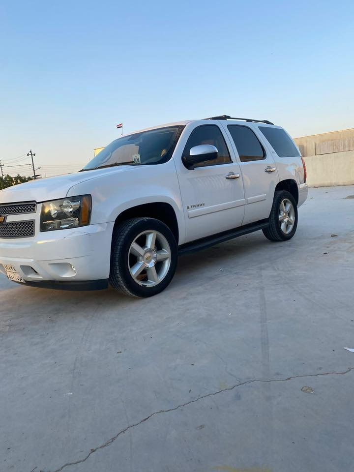 للبيع: شفروليه تاهو (LS/LT) -موديل 2009
مواصفات كامله:  ومكفوله من الكصه والسرقه والانتربول  والصبغ  فقط ضربه تقريباً  شبرين كما موضح في الصوره 
السيارة لديها حجز تسجيل في المرور، والميزة هنا أنني ملتزم تماماً بالمضي في المعاملة وإكمال كافة الإجراءات القانونية لضمان نقل الملكية للمشتري بسلاسة ووضوح. 
 السعر 110 وقابل للتفاوض 
للتواصل ع الرقم التالي 
***********
