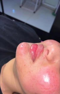 عروض محرم مستمره حبايب للتواصل :07755597827