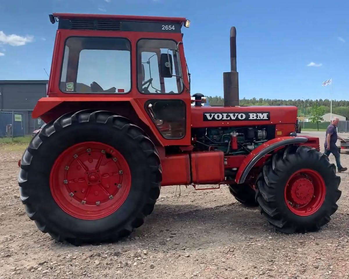 Volvo bm 2654مكان الجرار اوربا 🚩
موديل 1980

ساعات العمل 3900 ساعة فقط ❗

دبل اكسل 4×4

مكفول من الشخط❗

شرط ارقام الشاصي والمحرك والكير والاكسل مطابق

جديد جداً

دواخل جديدة شركة

بدون صبغ بدون ضربة

مكان الجرار اوربا 🚩

مدة الوصول 25 يوم بعد الحجز  ⭕

السعر 25.000$( دفترين و50 ورقة) وبي مجال للجاد بالشراء 

السعر يشمل مصاريف النقل كاملة 

للاستفسار خاص او  3197010285034+


**إذا كنت صاحب هذا الإعلان وتريد حذفه لأي سبب، رجاءا أرسل رسالة إلى الدعم الفني**