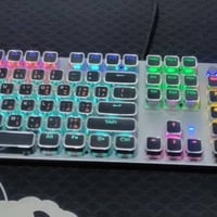 حبايب الpc للبيع كيس وشاشة وماوس وكيبورد گيمنگ بسبب الوضع الخربان  سعر...