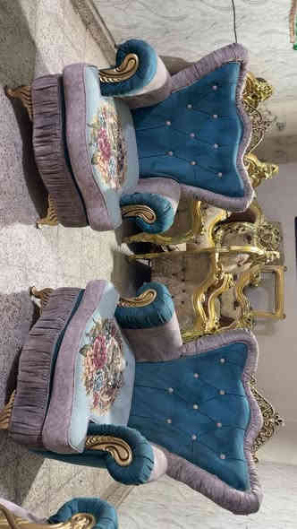 ملكي 10 مقعد 💺 جديد استعمال قليل نضافه فوووول اي ضرر مابي خشب بلوك كلش ثكيل سعر ,,370,,بي مجال مكان لبياع ***********يوجد واتساب
