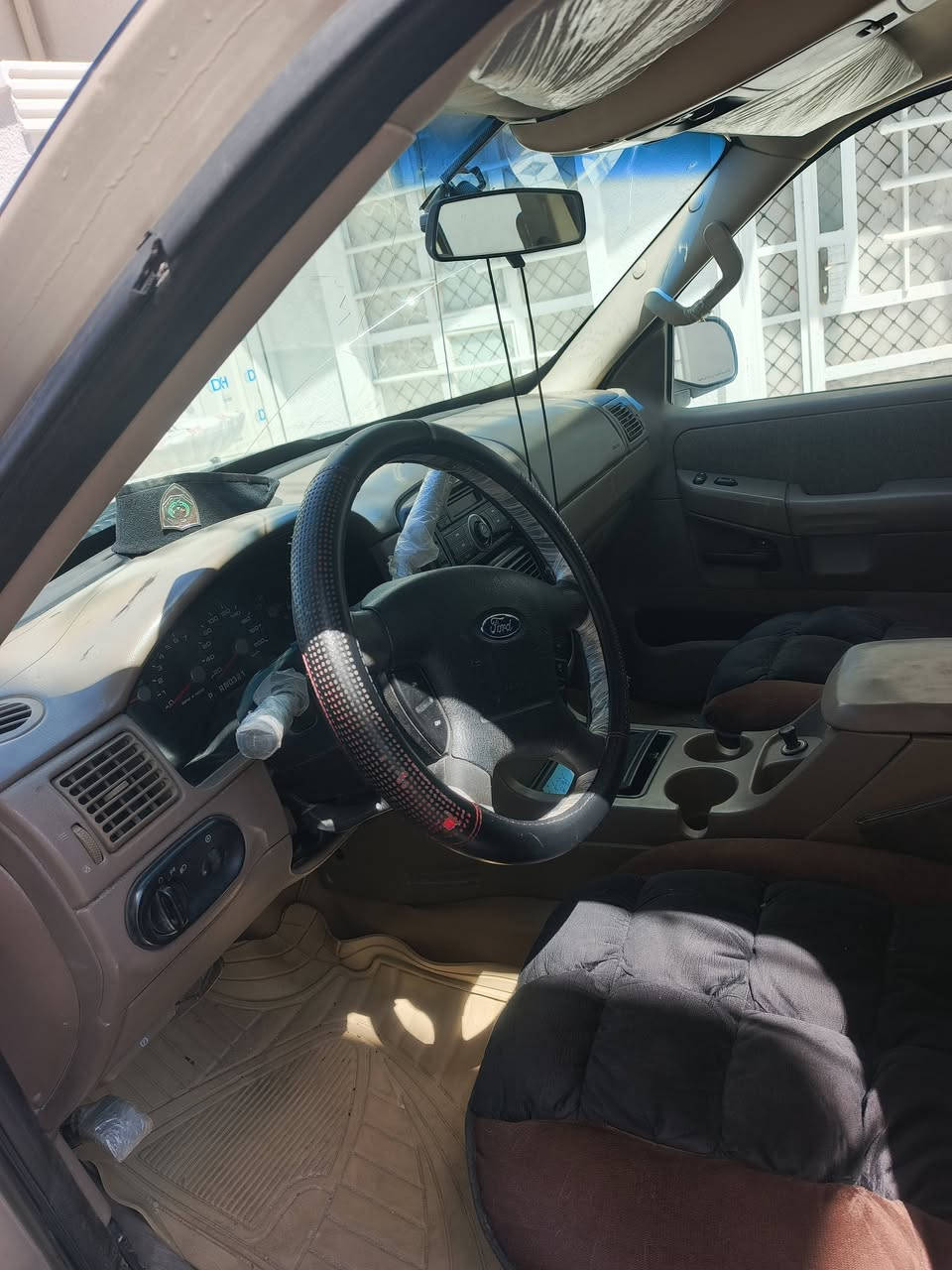 اريد اراوس بتاهو من موديل 2010افى موديل 2020
اللي عنده ويراوس يعلق او يراسلني خاص
سيارتي فورد اكسبلور موديل 2004باسمي 
السياره كلين مثل ماموضح بالسونار اللي ناشره 
سته سلندر محرك 4000ثلاث قطع تبريد السياره حلوه محرك وكير وتبريد وكهربائيات مكفوله رقمي ***********
