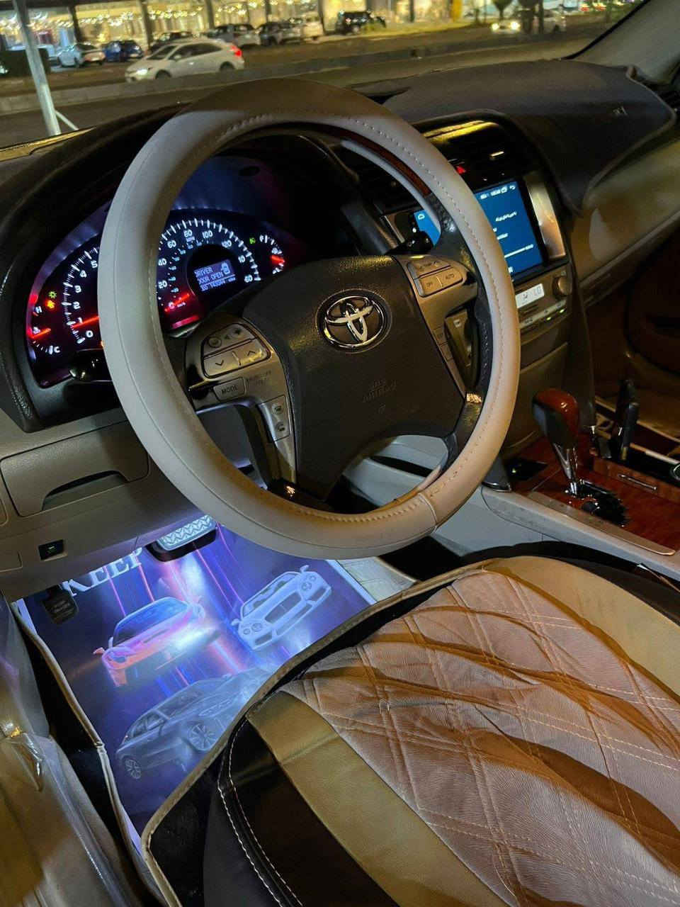 سلاو 
كاميري 2011xle
بي بؤياخ بيليدران 
نمونه له جواني 150هه زار رؤشتوه 
سعر 138ماعامه له يكي كه م *********** تيلكه ن جواب نايمه وه له ماسنجه ر أربيل, العراق
