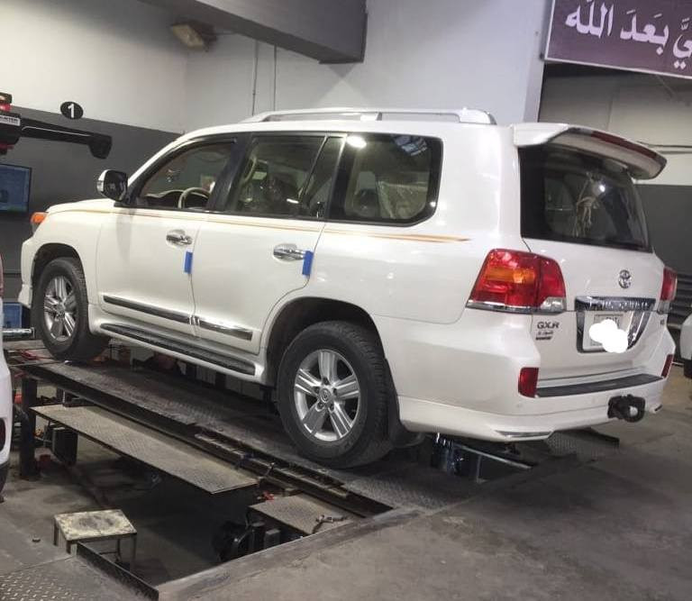 لاندكروزر GXR موديل 2015 ماشيه 110 الف 
مكفولة عدا دعاميات وسونار موجود
رقم بغداد بأسمي ثاني يوم احولك
محرك 6 سلندر  4000 سياره نظيفة جدا 
بدون صبغ ولا ضربه بس شويه بلدعاميات 
شويه صبغ سياره فطيم معروفة 
مواصفات الجكساره 
السونار موجود بلمنشور  

 ال💎ــسعـر 🟥 :: رقم (1) تلـقـائـي 📮

رقم صاحب ســـيـارة :: ***********
