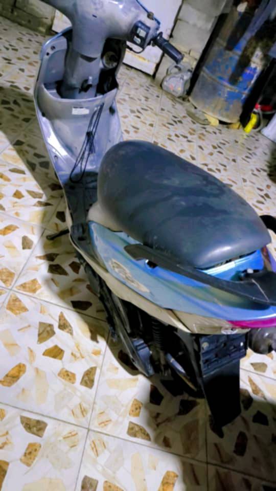 السلام عليكم ماكس للبيع 
كهربائيات شغالة 
هندر نكره  
مكاني حلة شارع 30  مستعجل على البيعها 
نواقصها بنز بريك باتري ضعيف 
راجز سلف فقط 