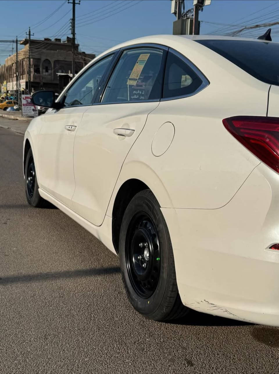 السلام عليكم للبيع تاير ويل وحساس حجم 15 تخم كامل نظافه التاير 90 ‎%‎ناعم  المكان بغداد
السعر 300 كصبه ام الحساس 
200 بدون كصبه ام الحساس 
مشدود شانجان ايدو
***********
