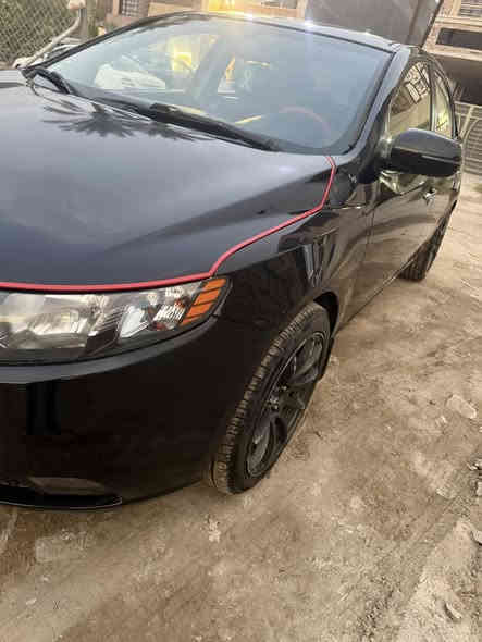 السلام عليكم سيراتو ٢٠١٣ كاارتوون. ادوات كص جنطة متؤمة طبق الاصل رقم الشاصي. مطابق شرط الحاسبة . فول مواصفات بصمة  جلد تدفئة كشنات حساسات  محرك ١٦٠٠ بانزين اصل  السياررة بالكارتون كير ومكينه زيرو. تخم تاير جديد  ويل. كب مكانهه بغداد  اي نقص مابيهه جاهزه للاخير دخول. جديد عارضهه ب ٤٥ بيهه مجال حك الجيه ***********
