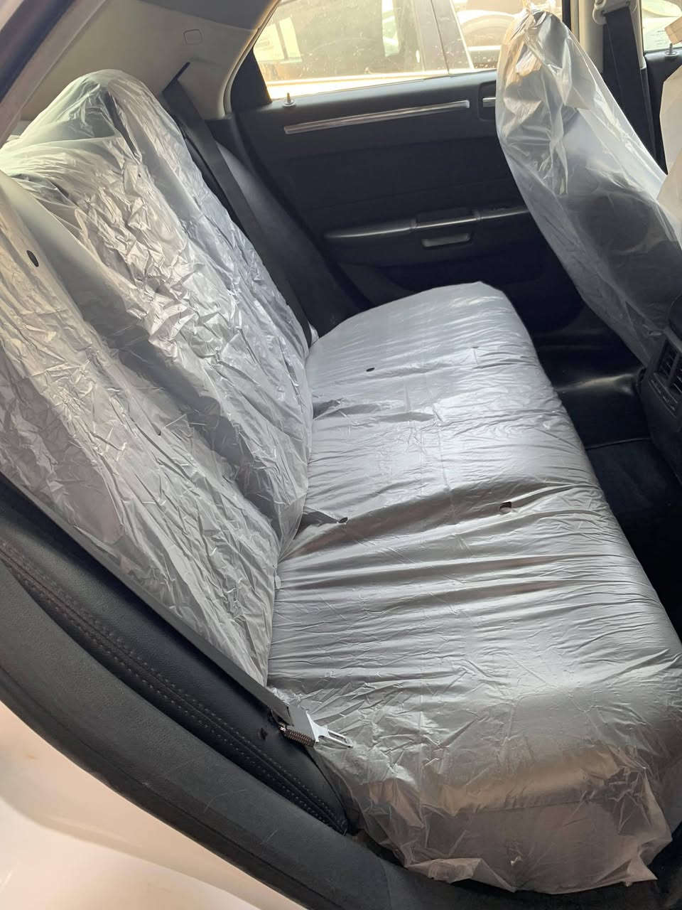 سلام عليكم اوباما 2010
عشره اصل 4 جوكات سياره جديده بوضع الشركه ما شايفه الخط ماشيه قليل رقم بغداد باسمي محرك 3500 منضومه زنون حداده طخم تاير محرك كير كله جديد مابيه نقص برغي حادثه صفحه السائق الأيسر ضربته يم لايت خشم جاملغ وخشم البدنه وهلال خلفي تعمير خياس وبيه خياس بلباب قليل السعر 138 مكلف بنشر ***********
