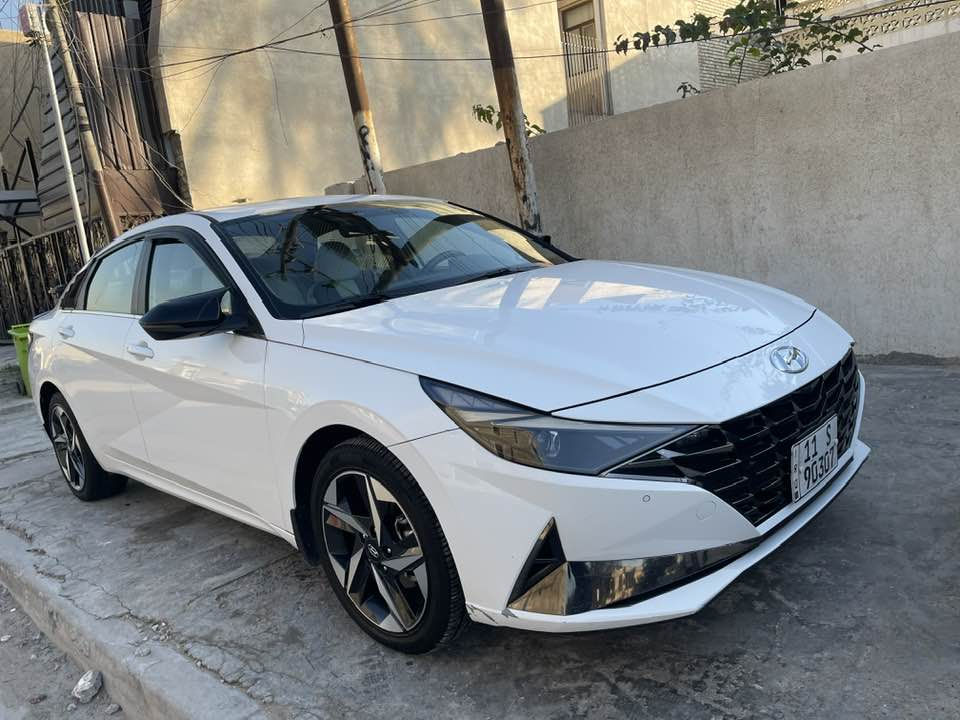 السلام عليكم للبيع سياره النترا 2023 خليجي 

المواصفات
*فتحه سقف
*حساسات امامي وخلفي
*شحن لاسلكي
*كامره دواره
*صندوق ذكي
*ثلاث انظمه قياده
*ويل كب حجم17
*تشغيل عن بعد
*بصمه ابواب وتشغيل
*بك لايت لد مسطره
*تبريد قطعتين امامي وخلفي

السياره خير من الله التبريد على وضع الشركه والحداديه على وضع الشركه السياره مطلعها على ايدي من للشركه شراي تعال شوف بعينك السياره بيها بارد بخشم الجاملغ ورصعتين بالباب السايق السياره ماشيه 160km

السعر 165 وبي مجال 
الاستفسار على الرقم ***********
