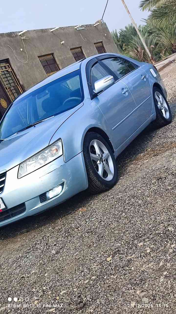 سوناتا موديل 2008 رقم بغداد دولي سنويه جديده هزه جديده مداور ثاني يوم السياره جديده 
فتحه 
 ومتعوب عليه 
محرك شرط 3/3 سته سلندر 6V
كير شرط 
حدادية جديده
تخم تاير 
شاشه كبيره 
كامري دوار 
كشاف زنون 
تبريد 
كهربائيات شغاله وجديده 
دواخل جديده 
السياره مصبوغه جماليه 
المكان الديوانية الحمزه الشرقي 
***********
***********
السعر 93وبيه مجال بسيط

         بيع او مراوس.
