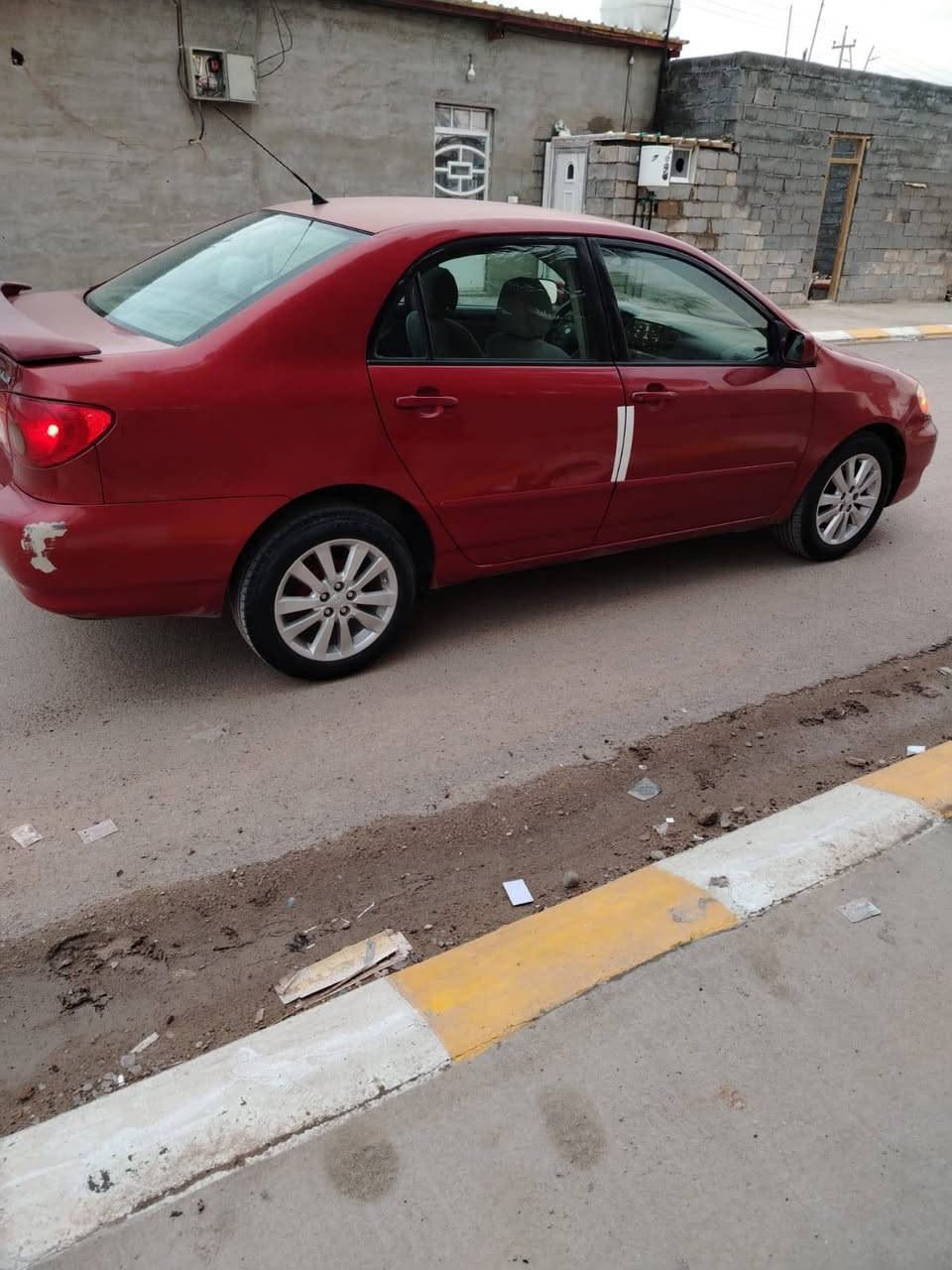 السلام عليكم /للبيع كورلا نحله  وارد امريكي رقم بغداد الجديد وهزه جديده وسنويه لغاية 31 موديل 2008 محرك 1800نظيف وگير نظيف تخم تايرجديد صدر امامي خلفي نظيف تبديل قطعتين فقط والباقي ليبل واحد شرط التحويل اكاتبك عقد مروري  مكان السياره الانبار فلوجه الاتصال ع الارقام ك ***********   *********** السعر 80 وبيها مجال للبيع فقط يعني ما اراوس
