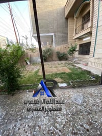 للايجار في السيديه مساحه 300 متر واجهه 12   موقع تجاري قرب محطه الكهرب...