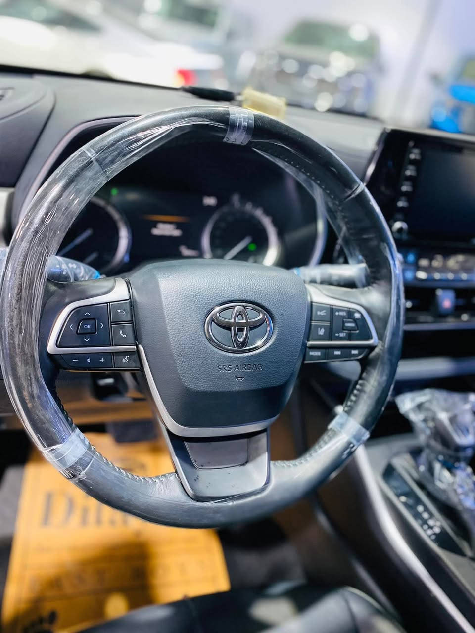 هايلاندر موديل 24 ماشيه 24
فول موصفات عبد الطيف جميل GLE
رقم بغداد السعر 325
***********
