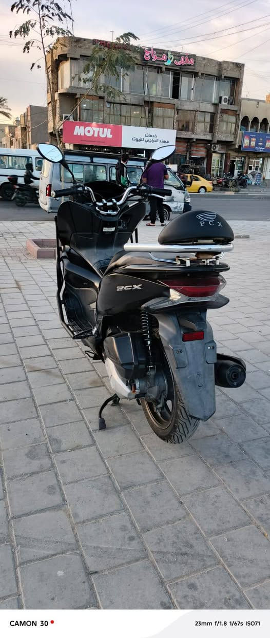 السلام عليكم شباب دراجه بي سي اس الجيل الثالث اسود طافي دراجه خيل من الله مقفوله كفاله عامه مكان بغداد حي النصر الاستفسار اتصل على هذا الرقم 
***********
