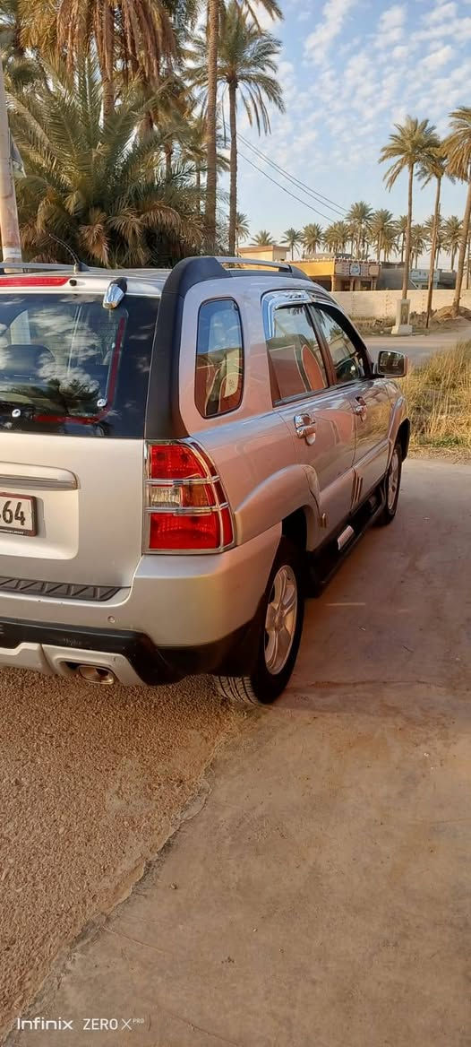 السلام عليكم
كيا سبورتج 2009
                                
رقم بغداد  ..     ابسمي سنويه 2030
السياره كفاله عامه عده صبغ البنيد اثر جراد   شرط قطره معجون مابيه.. السياره جديد حيل اخت الزيروو
كير مكينة حدادية كله جديد
تخم.. تاير وباتري جدد
تبريد .  ماشيه 105حقيقي او وين ماايعجبك افحص
حساس خلفي
كشنات جلد 
محرك 2000 دوش جديد
مكان السيارة ديالى بلدروز 
السعر.   121او بيه مجال 
رقم الهاتف ‏‪***********
