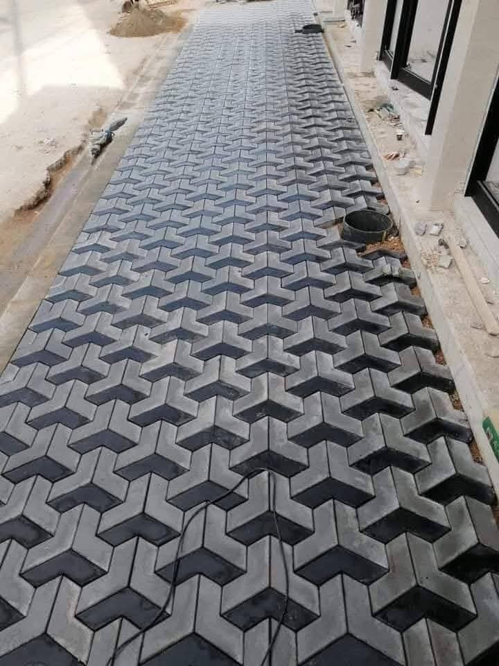 متوفر كادر عمل بغداد
نشتغل انواع الارصفه شوارع حدائق مدارس دوائر 
 سعر (المتر 3لاالف وبيه مجال)/  يوجد كرسته وعمل بسعار مناسبه وجميع المحافضات***********
