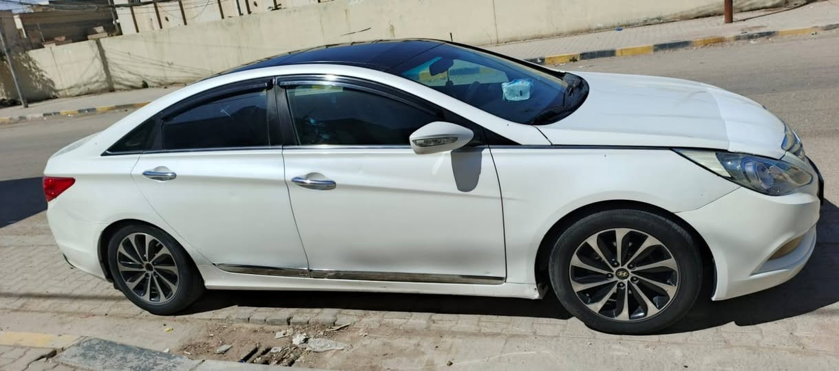 للبيع...نقد فقط  اعتذر عن الاقساط
باسعر 130$وبيه مجال بسيط
سوناتا 2010 ابيض ثلجي 
رقم اربيل دولي (22)
✳️محرك 2400/شرط لاتبخير ولاتنقيص 
✳️كير اتوماتيك بدون اي عيب مال بيت"  
 🚘سياره جديده برغي ما ناقصها Ⓜ️

🔴سياره مكفوله كفاله. عامه  شرط على السونار 

✅صدر كهربائيات كلها شغاله تبريد ثلج ❄️ 
تايرات 4️⃣ جديدة 🆕 
صدر امامي خلفي كله جديد 
شرط التحويل ثاني يوم
السعر 130$ وبيها مجال بسيط 
مكان السيارة الديوانية


**إذا كنت صاحب هذا الإعلان وتريد حذفه لأي سبب، رجاءا أرسل رسالة إلى الدعم الفني**