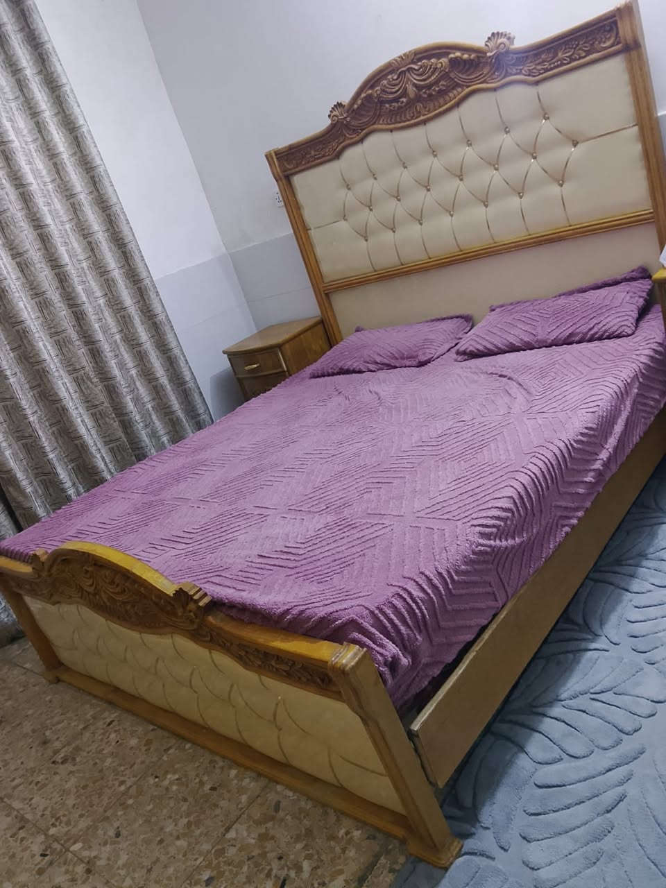 غرفة صاج للبيع سعر ٧٥٠بغداد العبيدي تصل ***********
