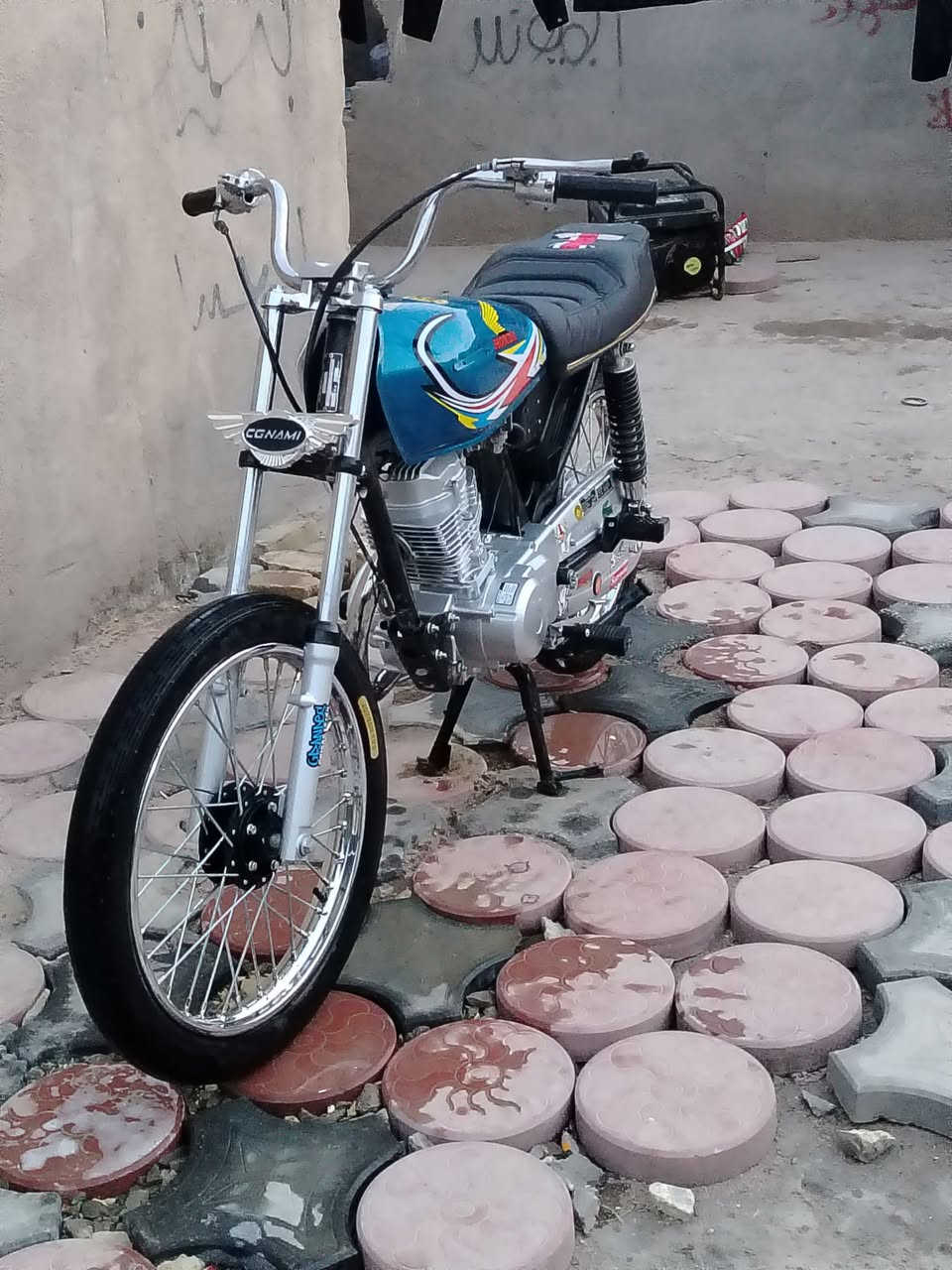 سلام عليكم شباب دراجه للبيع مكينه مامفتوح بيها برغي لسعر خاص


**إذا كنت صاحب هذا الإعلان وتريد حذفه لأي سبب، رجاءا أرسل رسالة إلى الدعم الفني**