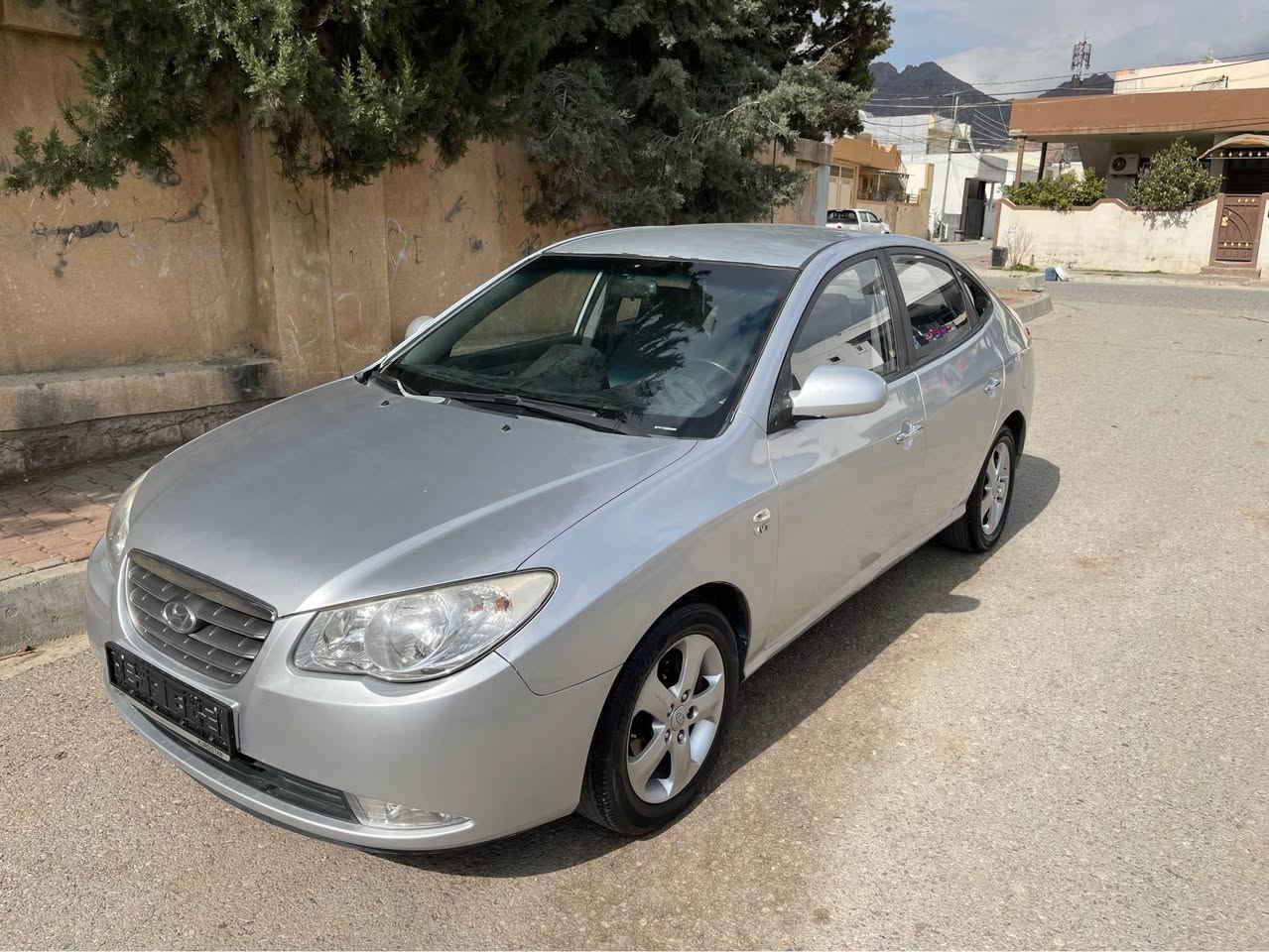 ئاڤانتى براوه

مؤديل ٢٠٠٨ كامل مه سره ف كراوه پشت و پيش كه پس

كه ڤه ر گؤراو به شه رت سه قف به شه رت  

جامه كانى هه لگيراون هه موو گيانى به شه رته  
 شوين رانيه

*********** رانية, السليمانية
