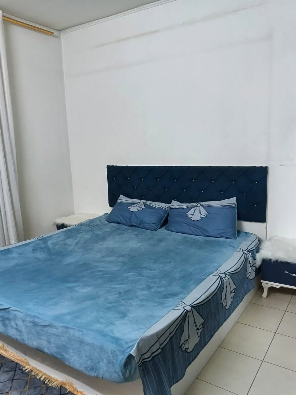 غرفة 6قطع للبيع نضيفة كلش سعر 300وبيهة مجال قليل وياهة دوشك الستفسار ***********واتساب
