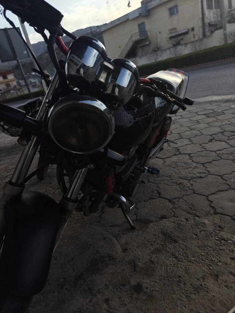 ٤٠٠ بۆ فرۆشنت شوێن دووکان سیاحی مەزبووت بێ کێشە بەشی خوارەوەی مەکینەی کەپسە تەنکیشی کونە باقی تر بە شەرت 
نرخ ٩ گەڵا و معامەلەیەکی برایانە ❤️ السليمانية, العراق


**إذا كنت صاحب هذا الإعلان وتريد حذفه لأي سبب، رجاءا أرسل رسالة إلى الدعم الفني**