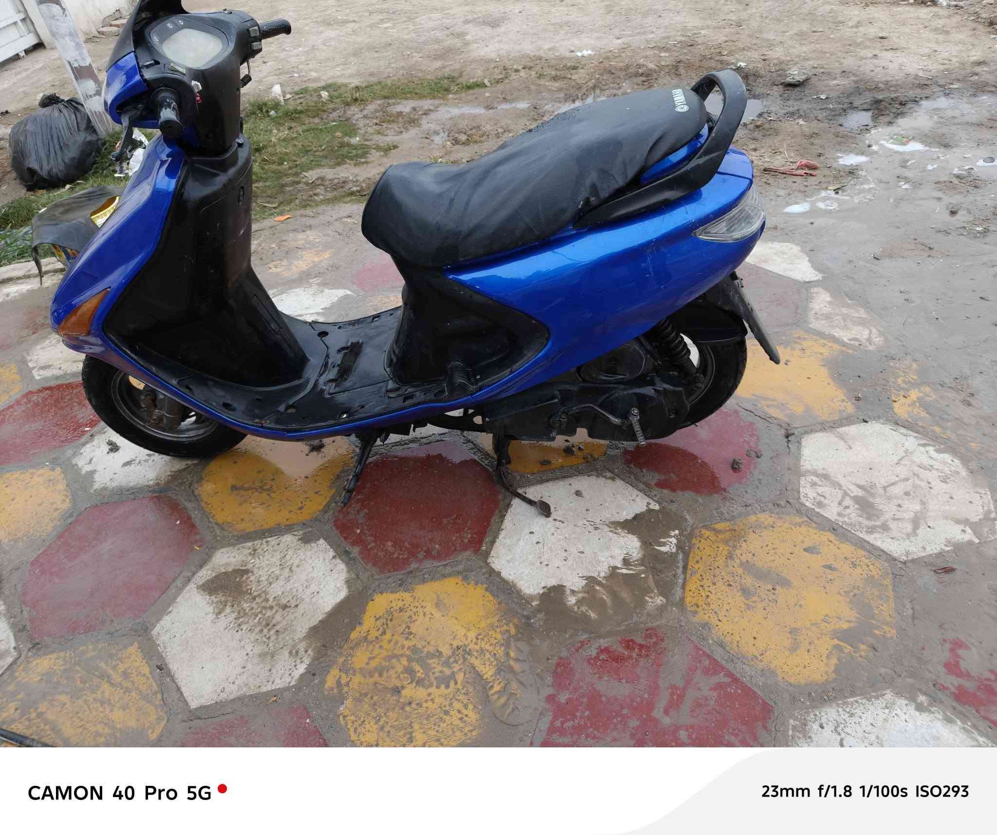 فراشه للبيع نضيفه حيل كامله من كلشي كهربائيات كله شغاله مكينه ناعمه وحلوه شلعه ومعدل سعر 350وبيه مجال مكاني الحمزه الغربي تريد خاص تريد تتصل ‏‪***********‬‏
