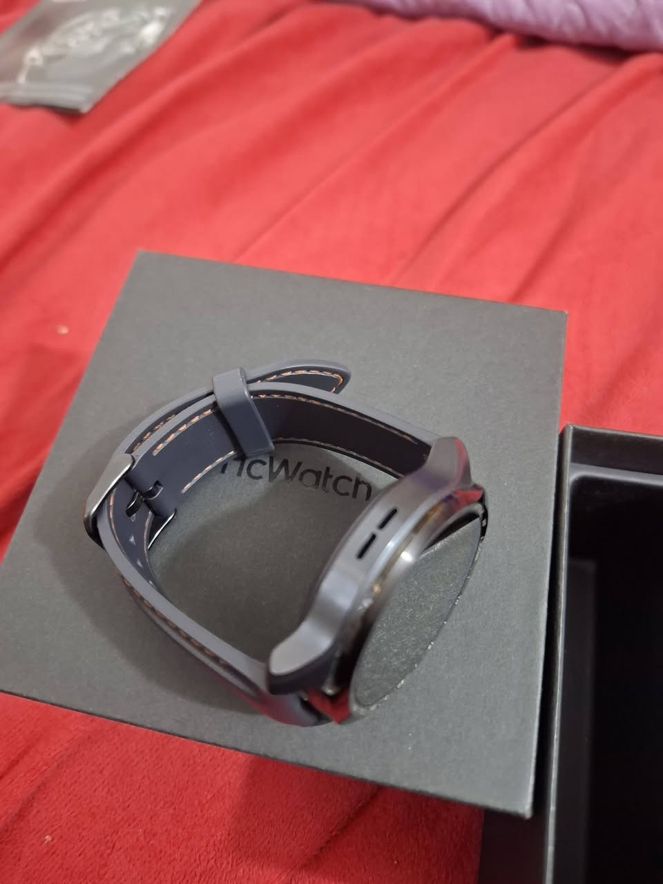 ساعة ticwatch 3pro GPS   نظام Google OS  مواصفات فول تكدر تنزل عليها كل تطبيقات كوكل واتس اب تيك توك وكلشي نظافة ١٠٠% شخط مابيها كاملة للبيع ١٢٥ الف يوحد توصيل


**إذا كنت صاحب هذا الإعلان وتريد حذفه لأي سبب، رجاءا أرسل رسالة إلى الدعم الفني**