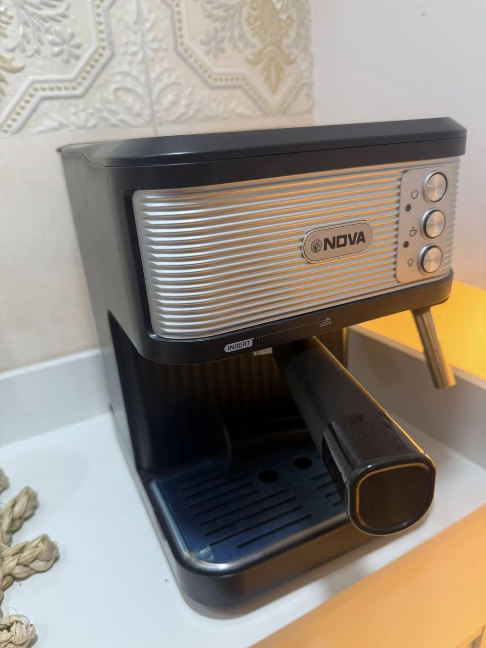 جهاز قهوه جديد استعمال مره وحده فقط
ابيعه ماعرف استعمله نهاىي يسوي قهوه اسبرسو ورغوه حليب هم اريده ب60 الف مكاني حريه الشراي فقط يراسلني


**إذا كنت صاحب هذا الإعلان وتريد حذفه لأي سبب، رجاءا أرسل رسالة إلى الدعم الفني**