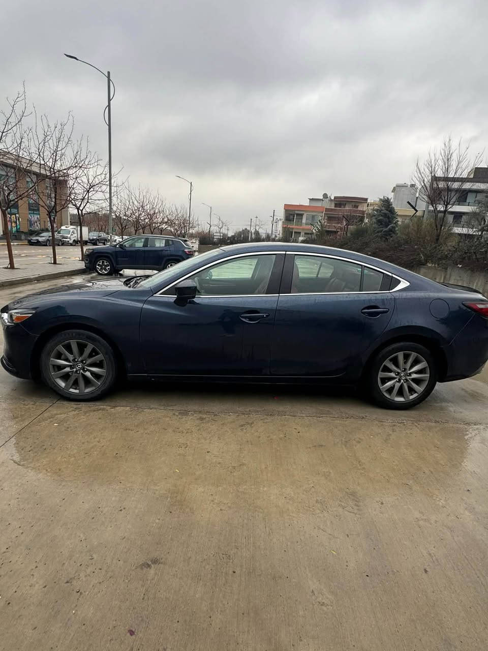 مازدا ٦ مۆدێل ٢٠٢١ 
مواسەفات / ناو سوور بەسمە برێک بەسمە رادار و خەتی جادە  کوشن هیتەر  تەحدید سورعە  ئۆتۆ ستۆپ شاشە و کامێرە سەنەوی تا ٢٠٢٨ تازەیە بە شەرتی تەحویل و غرامە سەیارەکە زۆر تازە و جوانە بێ مەسرەفە ماڵی دۆستە لای سەکن چەمەلەخ دوو دەرگای گۆراوە بە بیلاد بێ بۆیاخ تەنها چەمەلەغی دواوەی ٢ بست بۆیاخی هەیە سەیارەکە بێ بۆیاخە نرخی ١٥٥$ وەرەقە و مەعامەلەیەکی کەم بۆ زانیاری زیاتر پەیوەندی بکە   
ناونیشان / سلێمانی
ژ.تەلەفون *********** السليمانية, العراق
